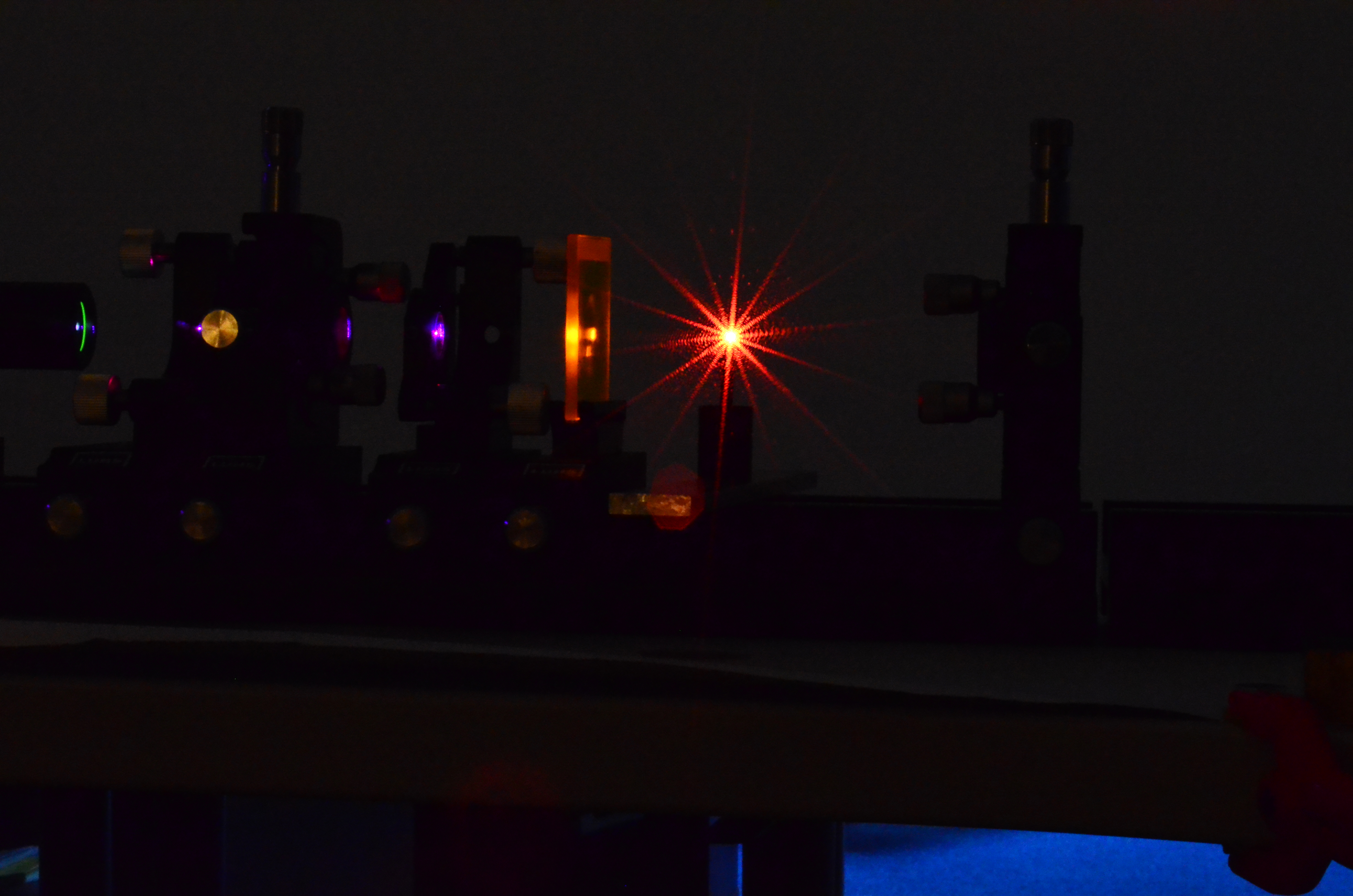 Violet diode pumped cw Ruby Laser